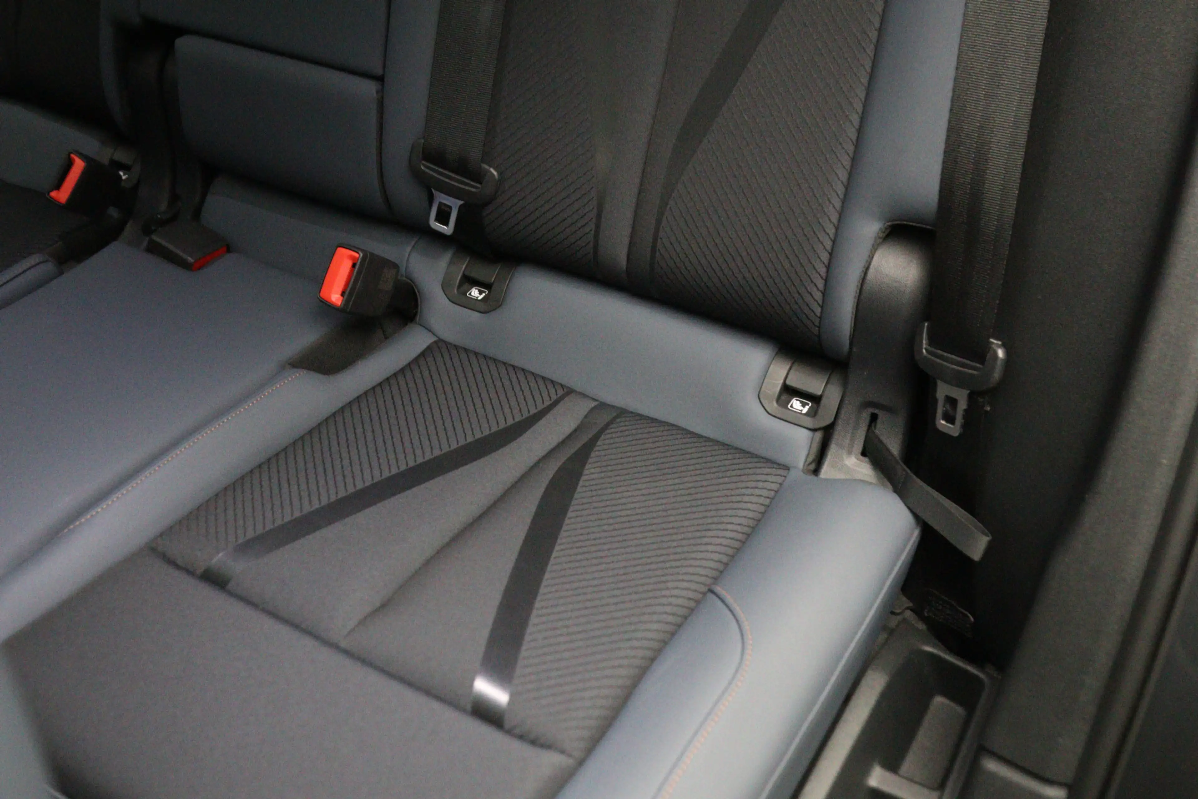 CUPRA Terramar 1.5 TSI e-Hybrid VZ 272 PK Performance PHEV, Panor — photo 16