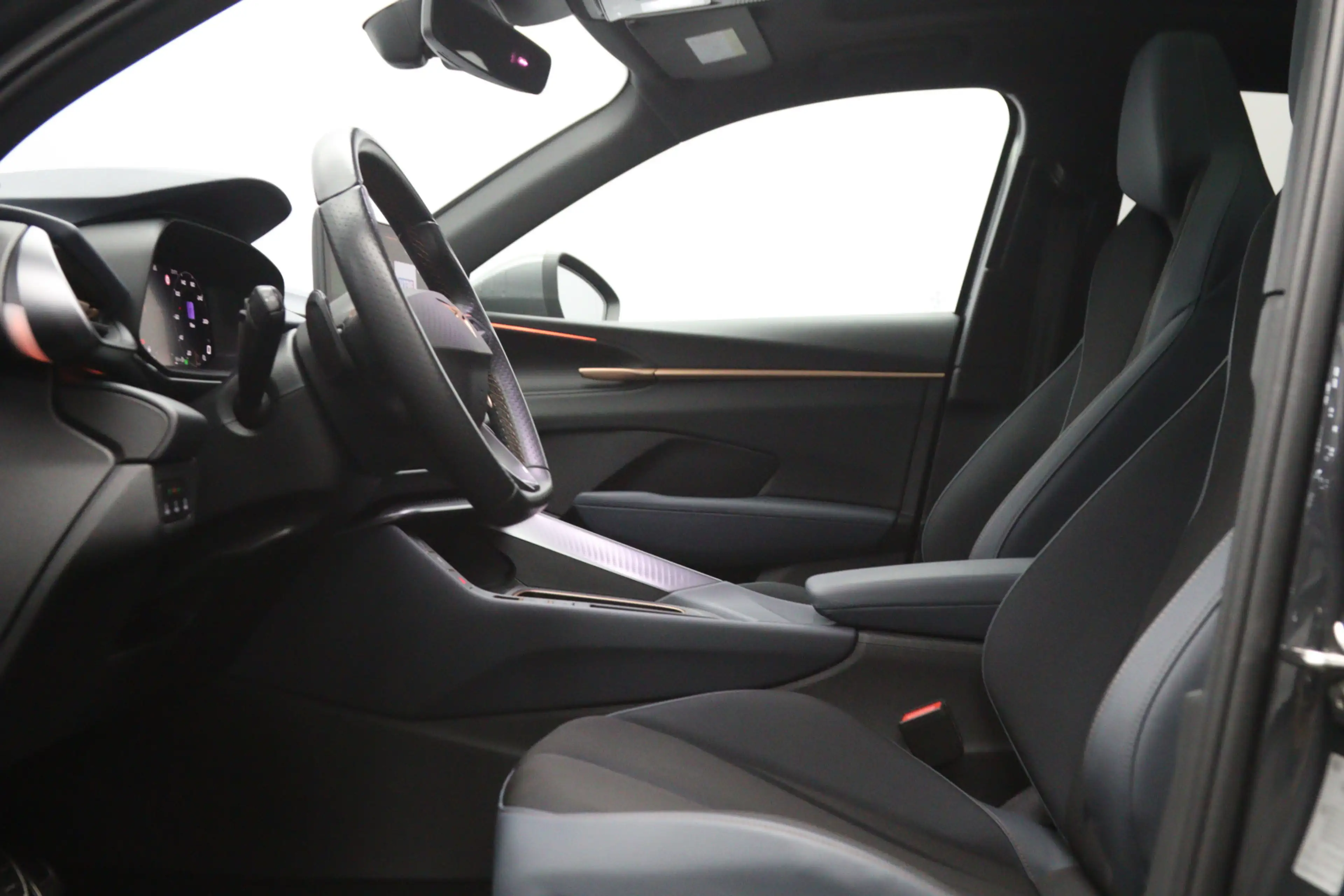 CUPRA Terramar 1.5 TSI e-Hybrid VZ 272 PK Performance PHEV, Panor — photo 37