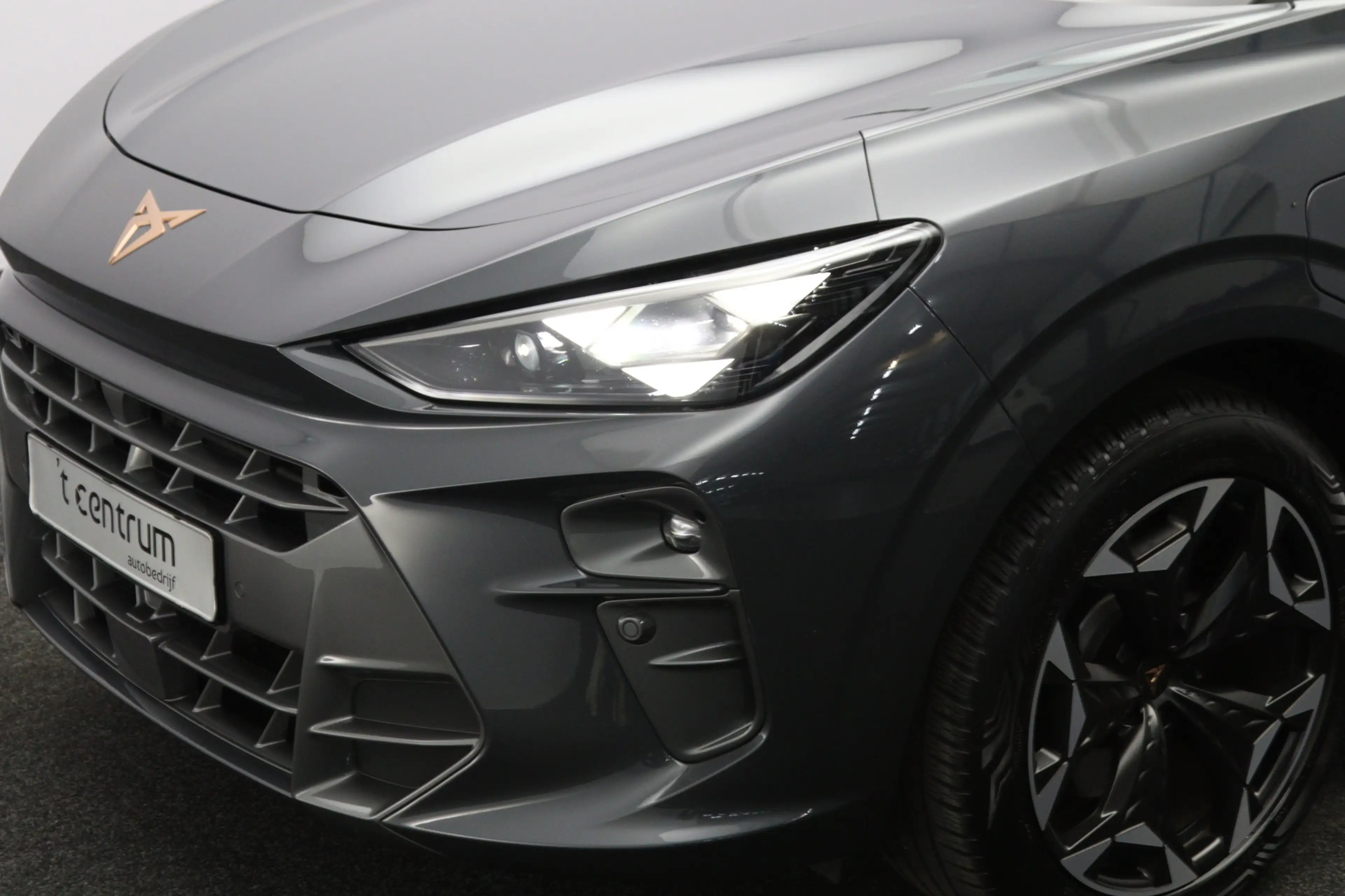 CUPRA Terramar 1.5 TSI e-Hybrid VZ 272 PK Performance PHEV, Panor — photo 25