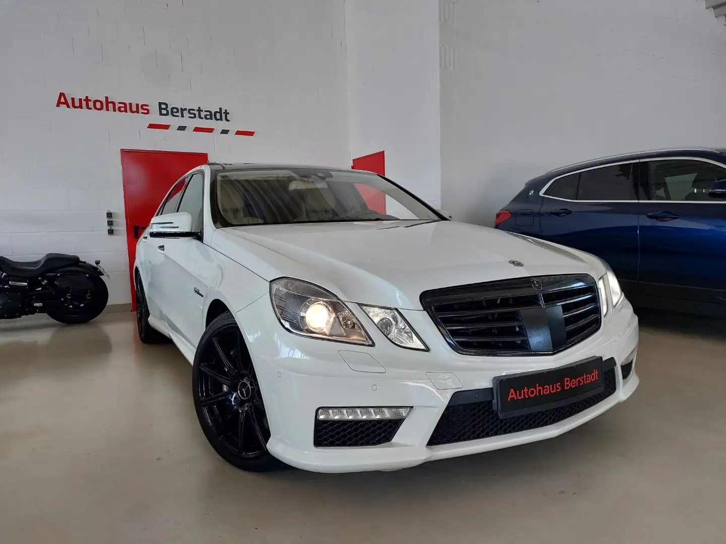 Mercedes-Benz E 63 AMG E - Klasse Lim. Blanc - 1