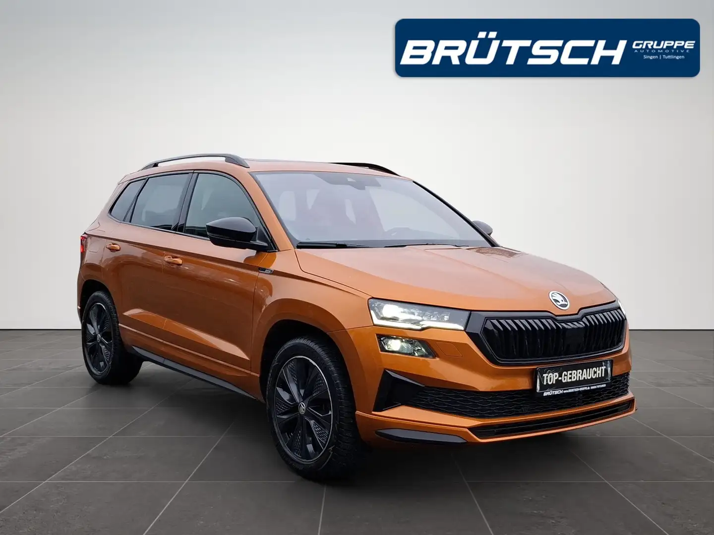 Skoda Karoq 2.0 TDI Sportline 4x4 DSG / AHK / PANORAMA / STHZG Pomarańczowy - 2