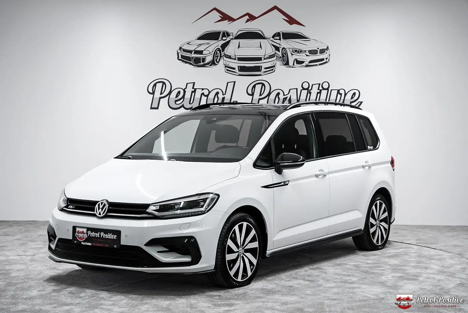 Volkswagen Touran R-Line 190PS 2,0 TDI DSG VOLLAUSSTATTUNG / 7 Sitze Wit - 1