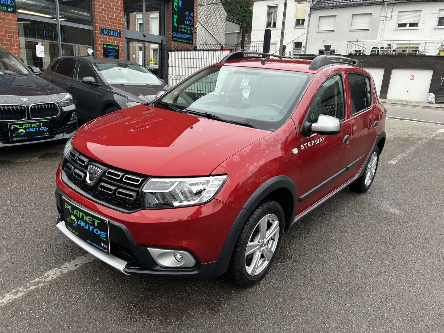 Dacia Sandero Stepway 0.9 TCe 5 PORTES GPS AIRCO GARANTIE 12MOIS Rot - 1