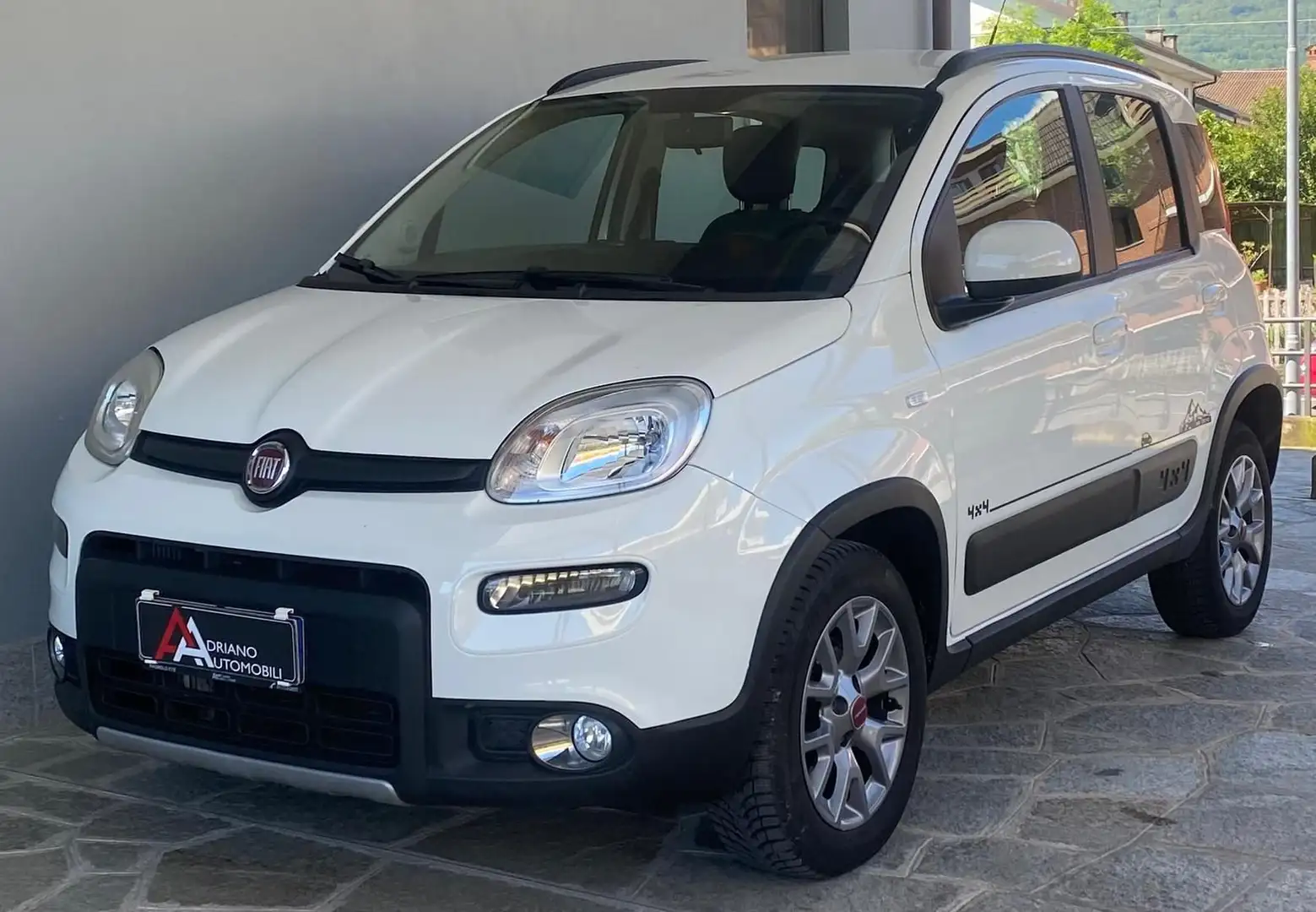 Fiat Panda 1.3 MJT 95 CV S&S 4x4 Blanc - 1
