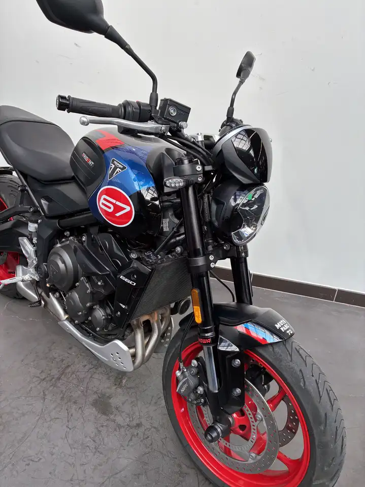 Triumph Trident 660