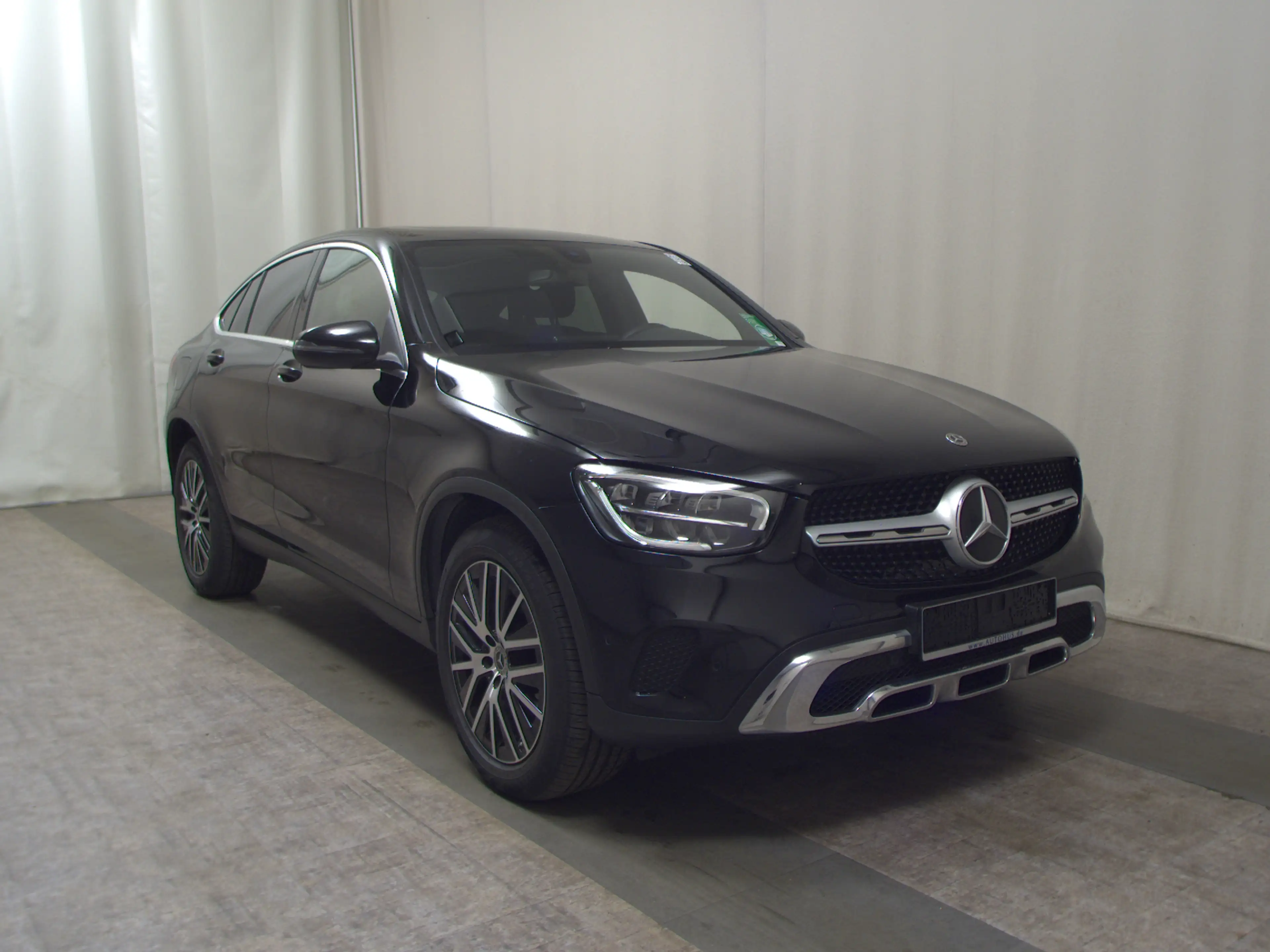 Mercedes-Benz GLC 400 Coup d 4M Leder Navi LED GSD — photo 3
