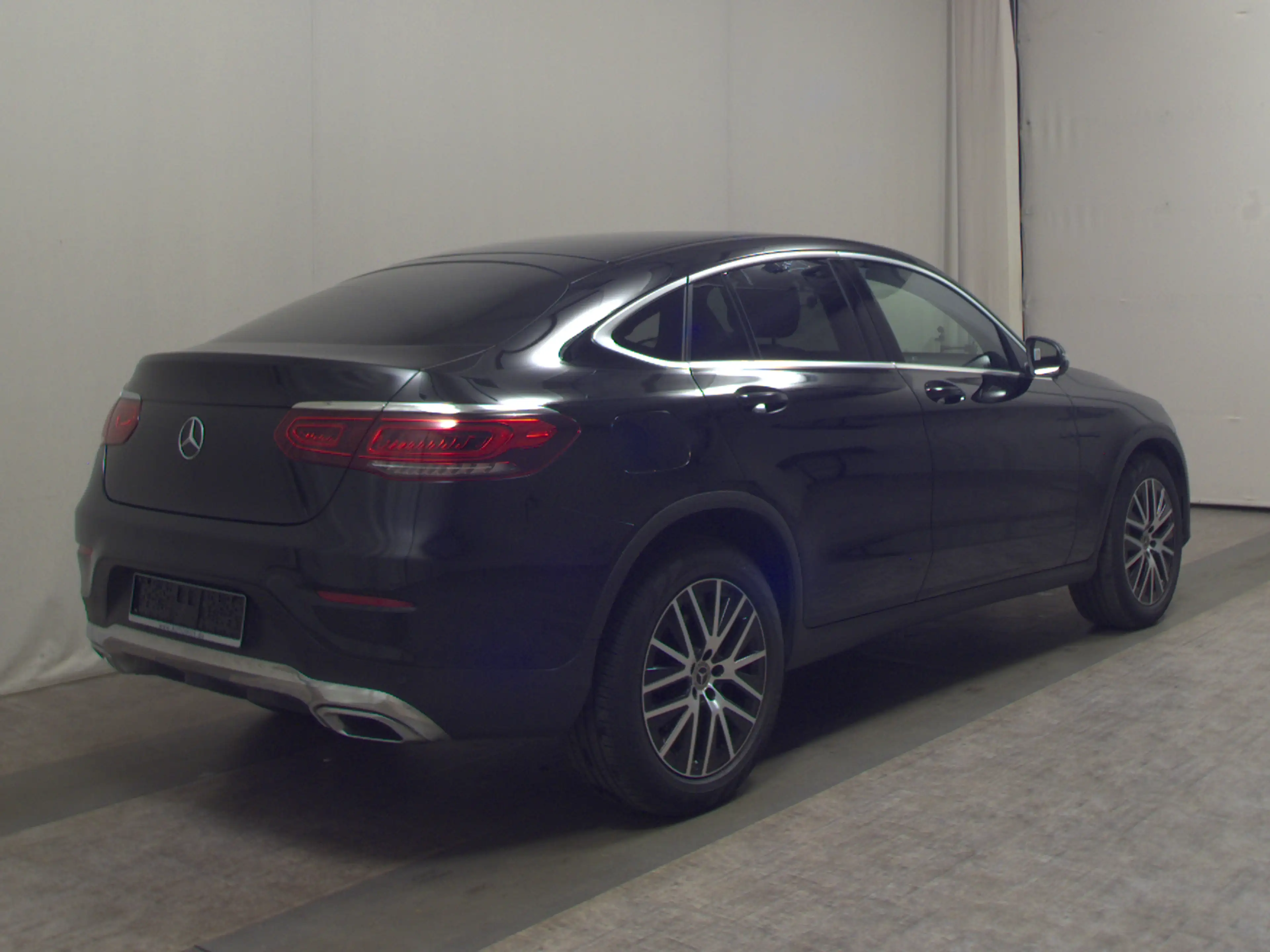 Mercedes-Benz GLC 400 Coup d 4M Leder Navi LED GSD — photo 4