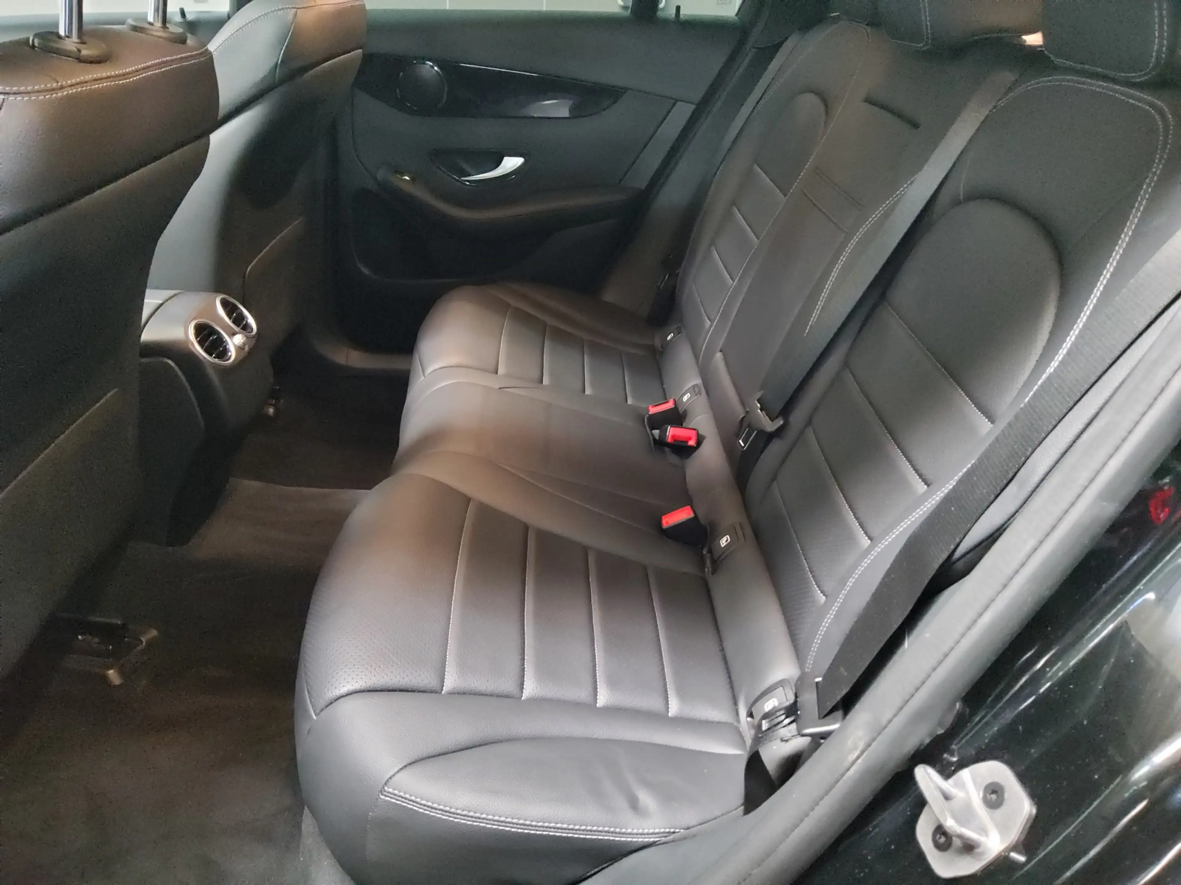 Mercedes-Benz GLC 400 Coup d 4M Leder Navi LED GSD — photo 13