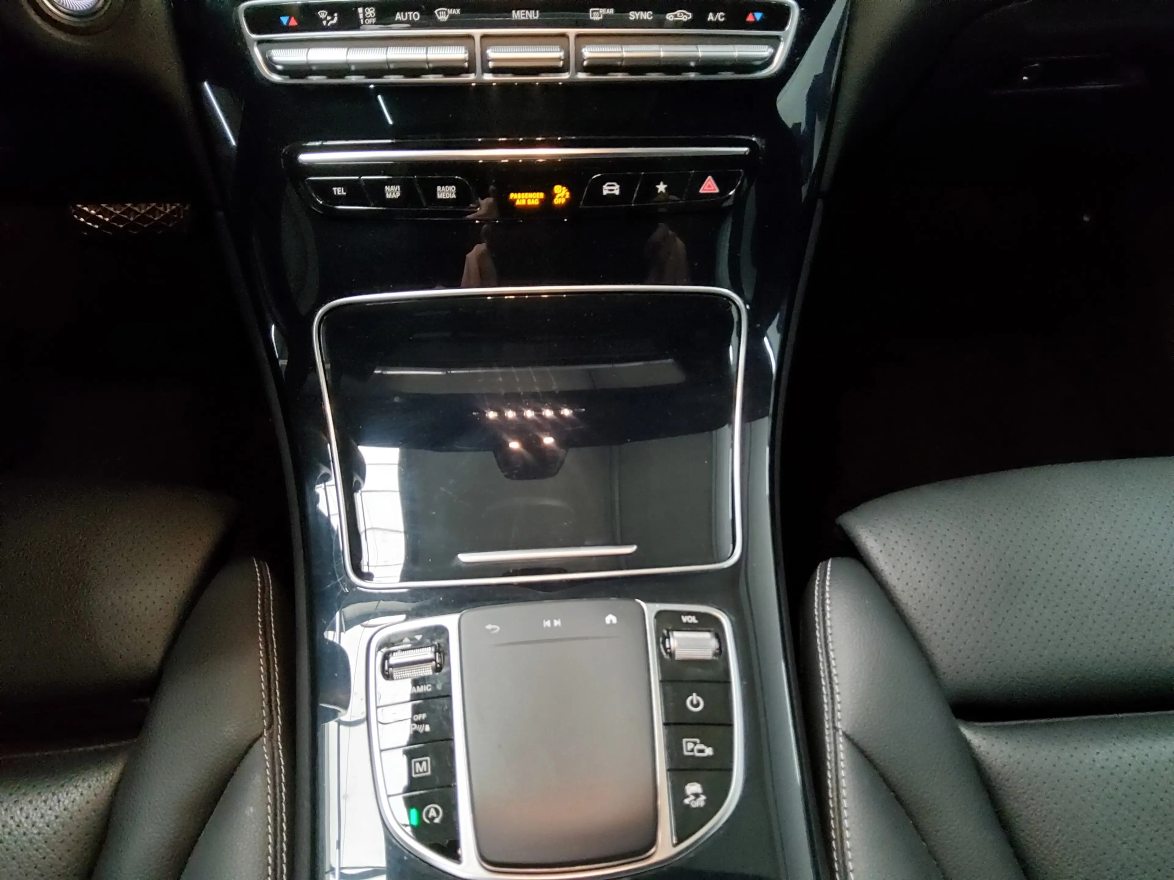 Mercedes-Benz GLC 400 Coup d 4M Leder Navi LED GSD — photo 6