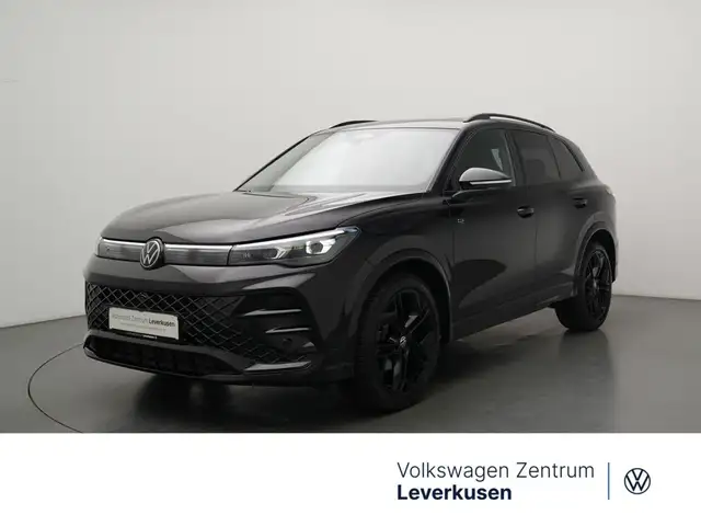 Volkswagen Tiguan R Line MATRIX PANO 360° KEYLESS AHK