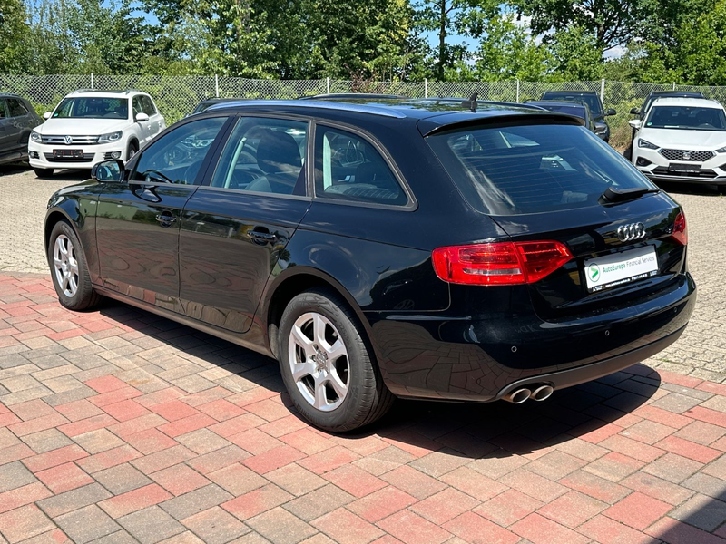 Audi A4 2.0 TDI Avant Attraction*2.HAND*NAVI*SHZ*TEMP — photo 5