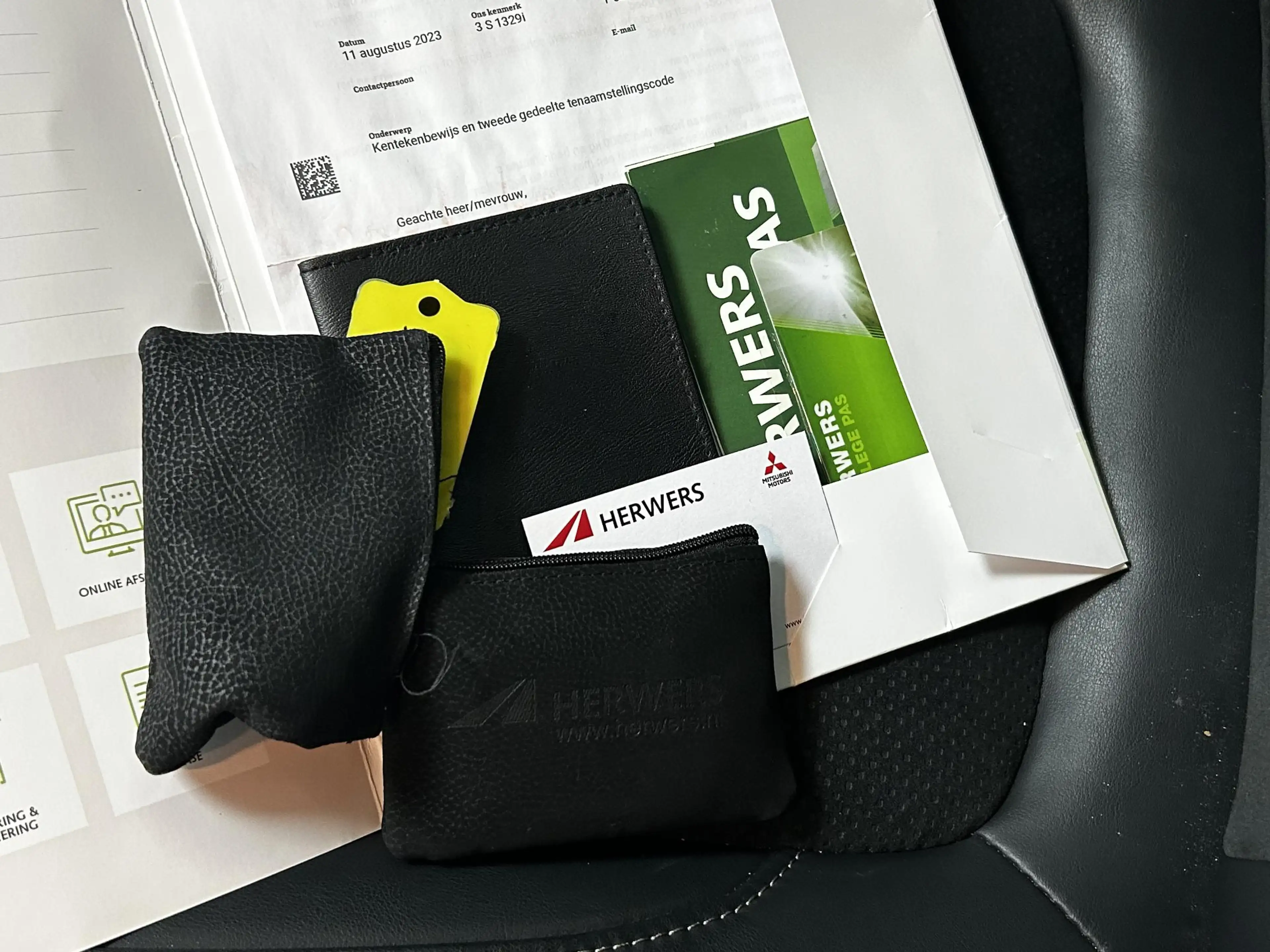 Mitsubishi Eclipse Cross 2.4 PHEV Intense+ NAVIGATIE | TREKHAAK | ACHTERUIT — photo 14