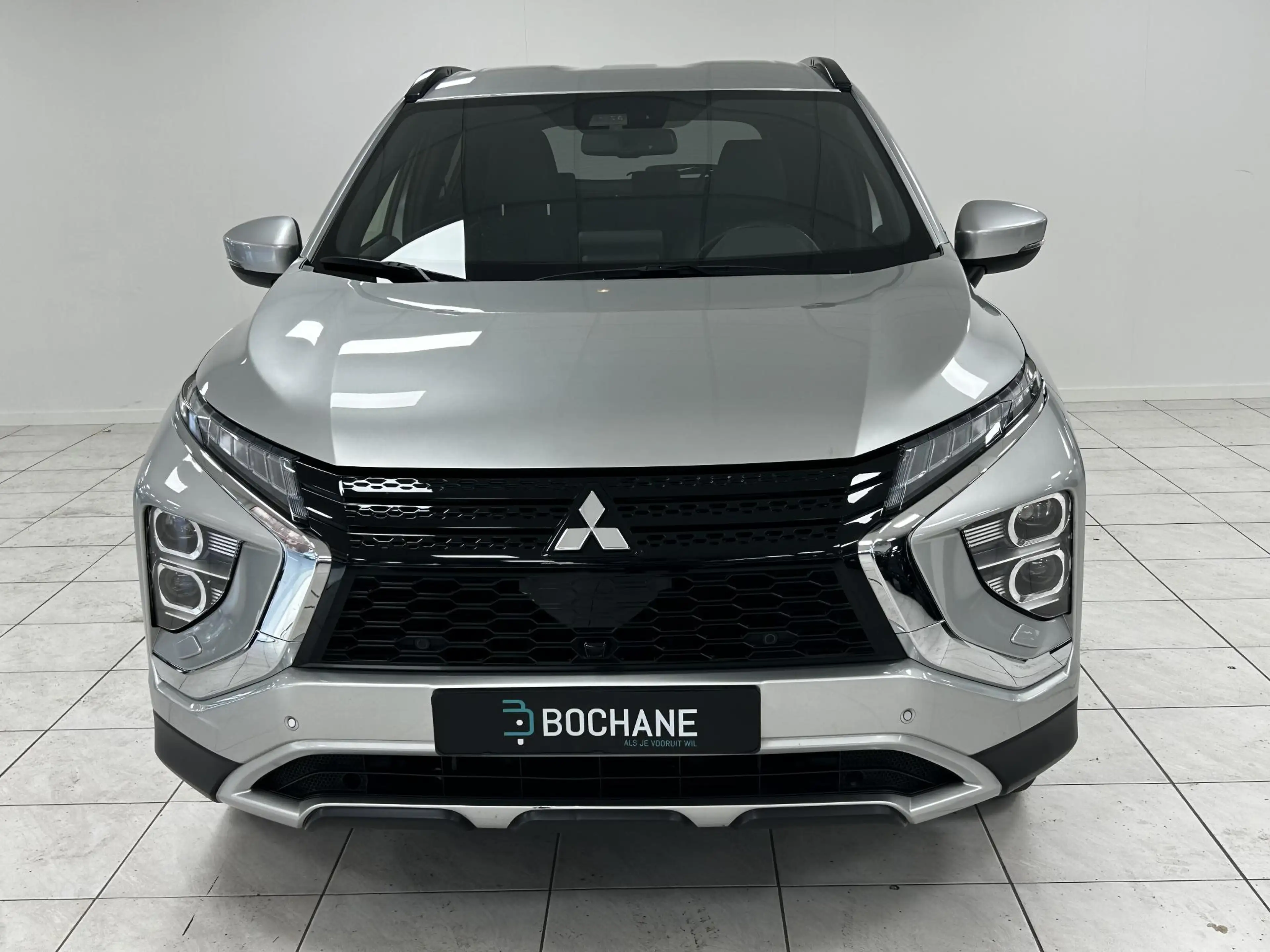 Mitsubishi Eclipse Cross 2.4 PHEV Intense+ NAVIGATIE | TREKHAAK | ACHTERUIT — photo 17