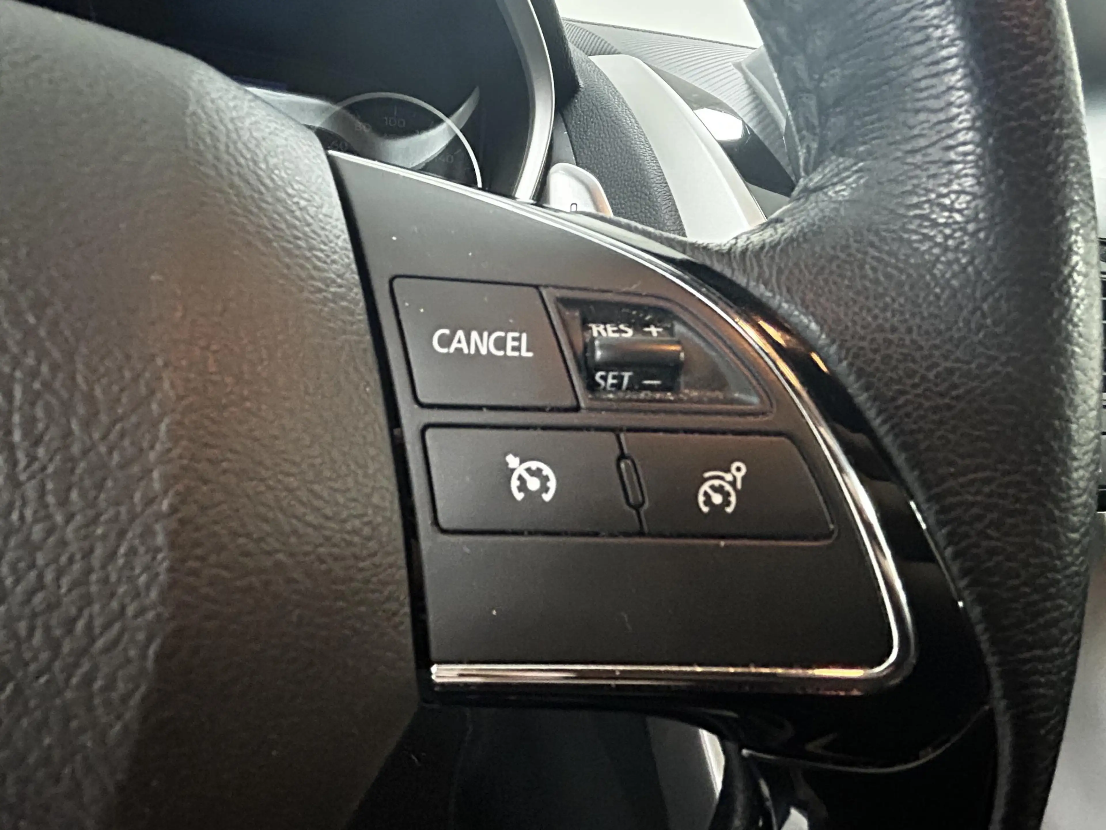Mitsubishi Eclipse Cross 2.4 PHEV Intense+ NAVIGATIE | TREKHAAK | ACHTERUIT — photo 21