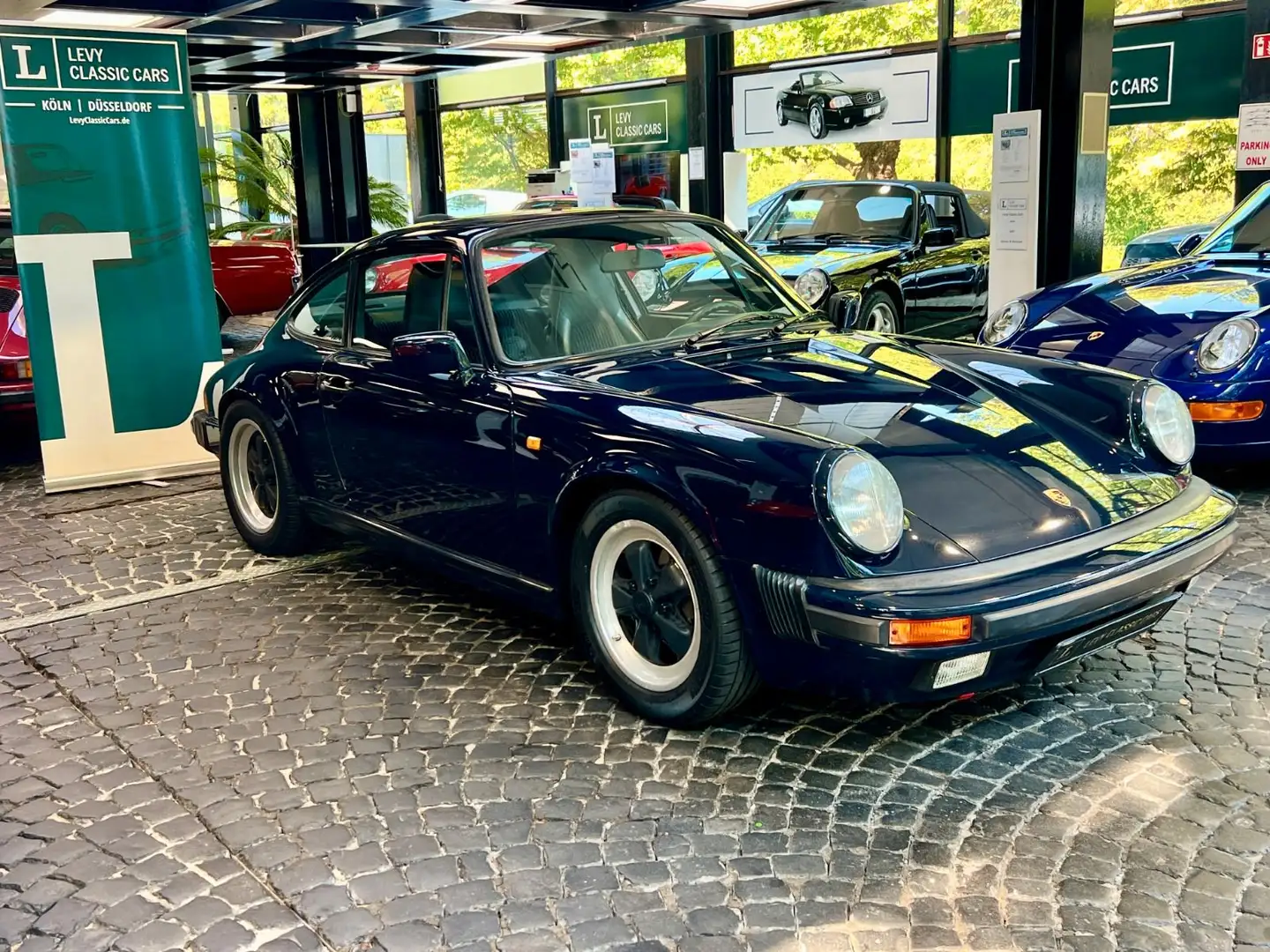 Porsche 911 3,2 Carrera Coupe deutsches FZ,Scheckh. G50 Blau - 1