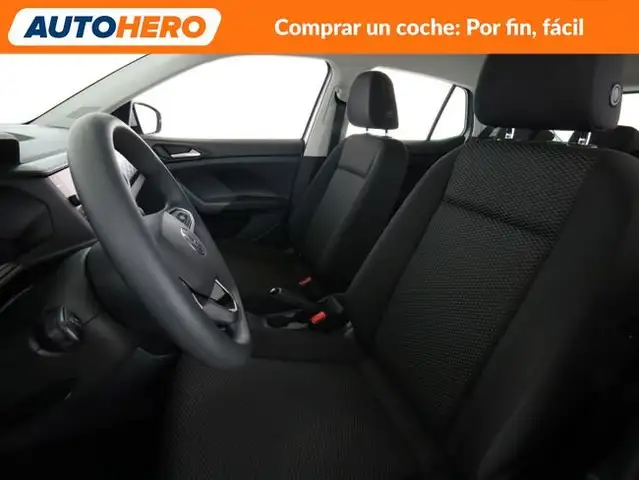 Volkswagen T-Cross view 11