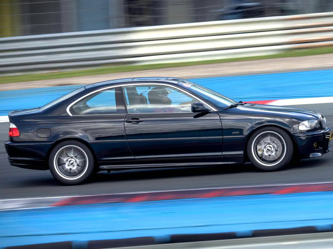 BMW 330 323Ci Executive, foto 4