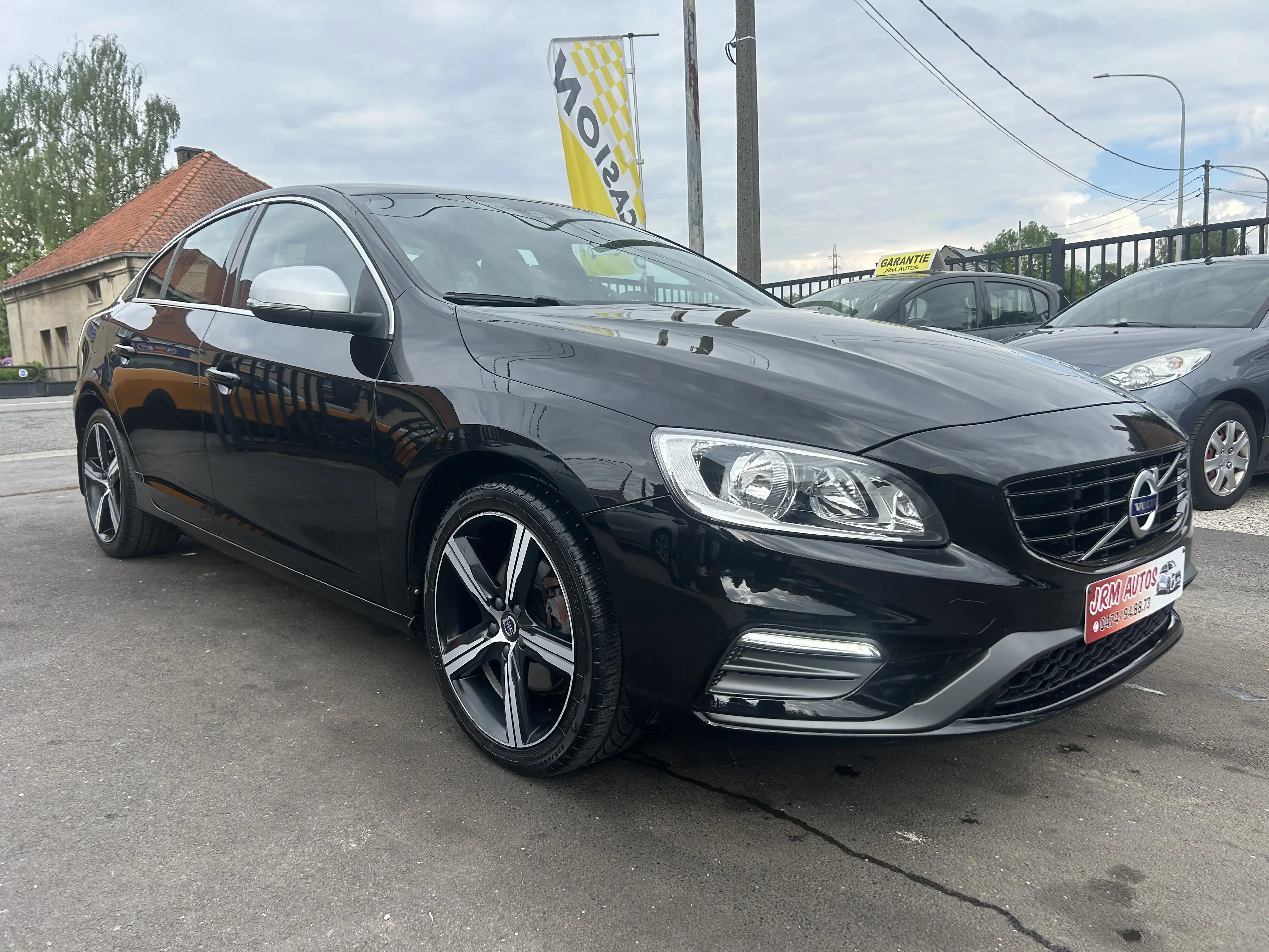 Volvo S60 2.0 D2 Momentum R-Design Avec Carnet Complet *** CLIM AUTO/GPS *** — photo 3