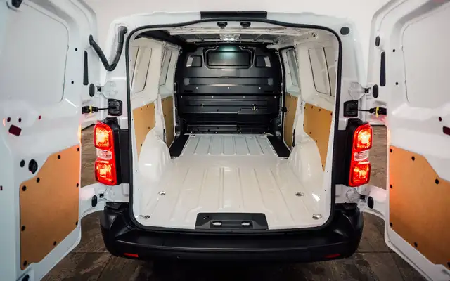 Opel Vivaro view 5