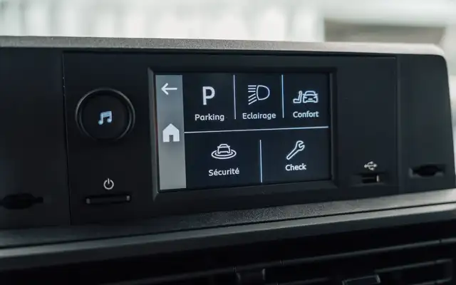 Opel Vivaro view 13