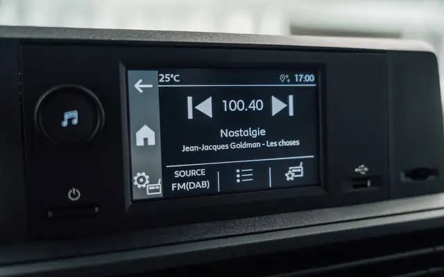 Opel Vivaro view 14