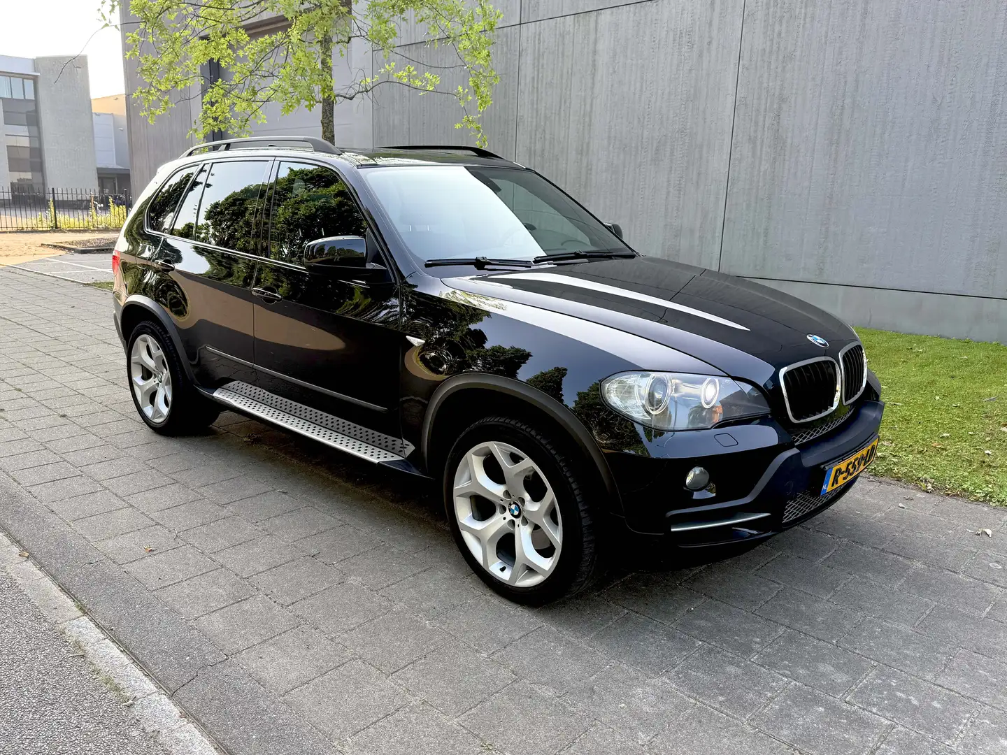 BMW X5 3.0si xDrive E70 Noir - 1