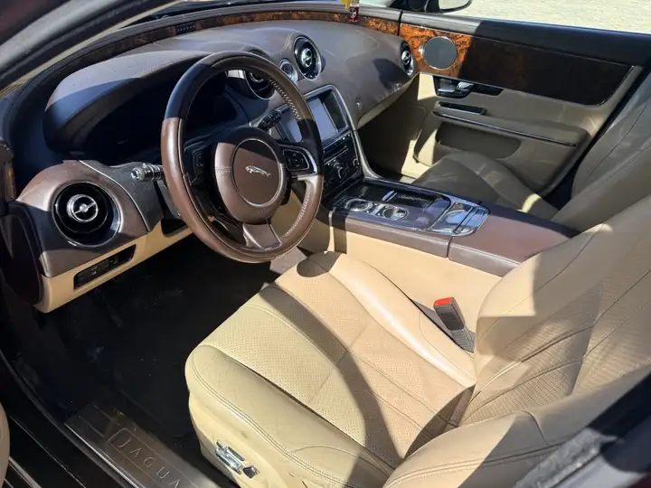 Jaguar XJ 5.0 LWB Premium Luxury 2010, foto 11