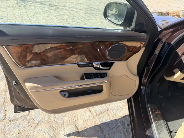 Jaguar XJ 5.0 LWB Premium Luxury 2010, foto 12