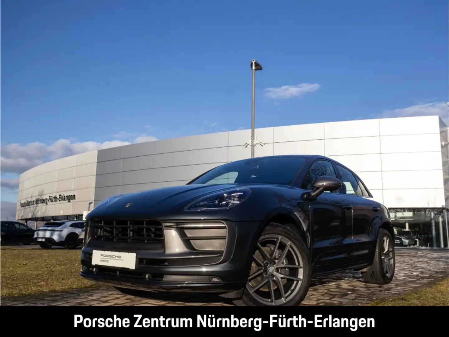 Porsche Macan T LED PDLS+ HomeLink Entry & Drive SportChrono Grau - 1