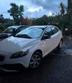 V40 Cross Country 2.0 d2 Business my17