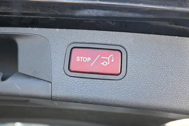 Mercedes-Benz E view 18