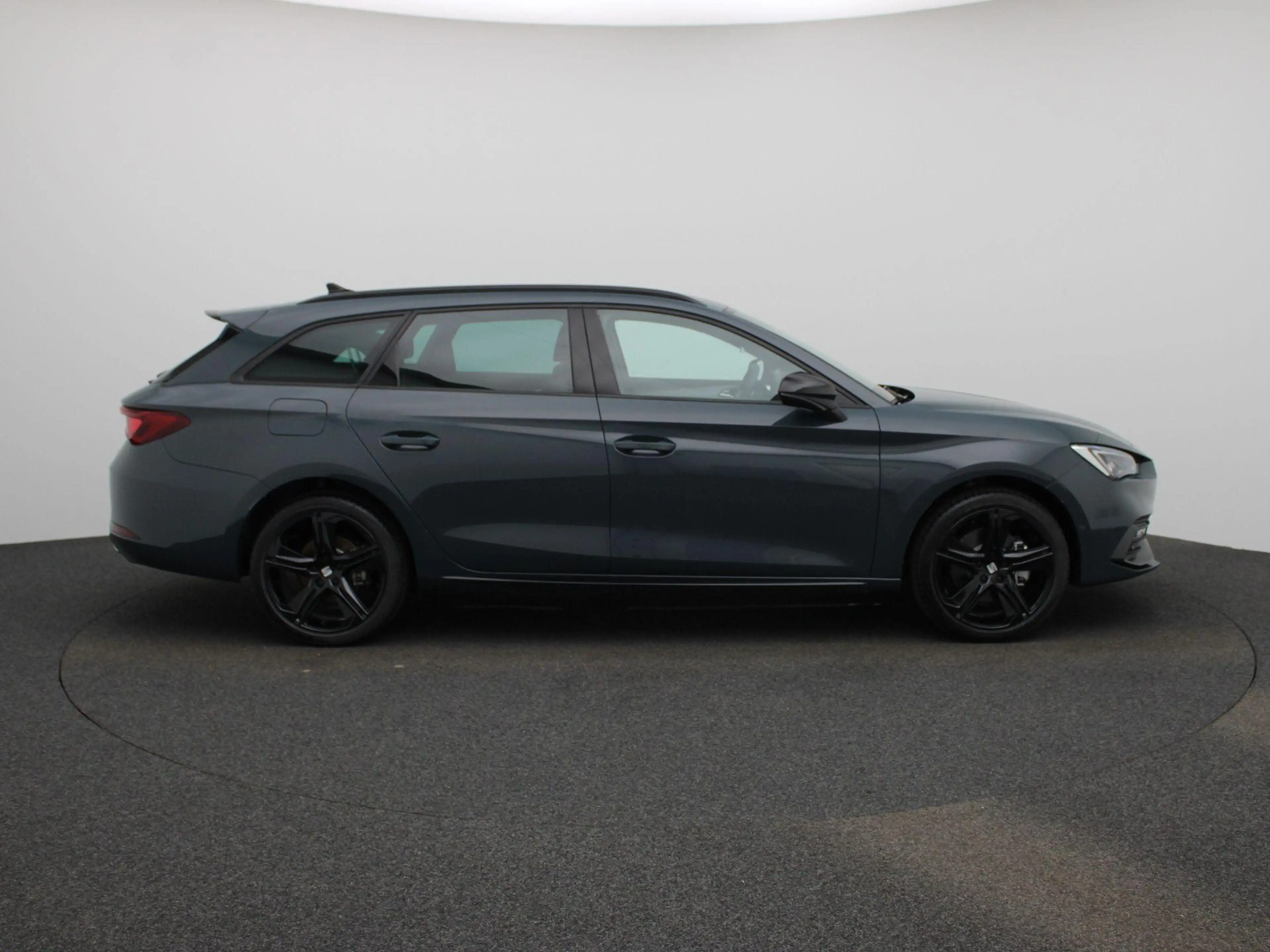 SEAT Leon e-Hybrid Sportstourer 1.5 TSI FR Business 204 PK | Automaat — photo 6