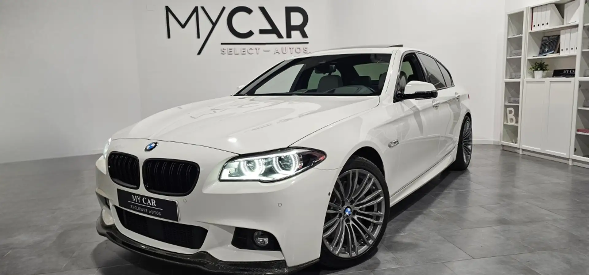 BMW 520 Berlina Automático de Puertas Blanco - 2