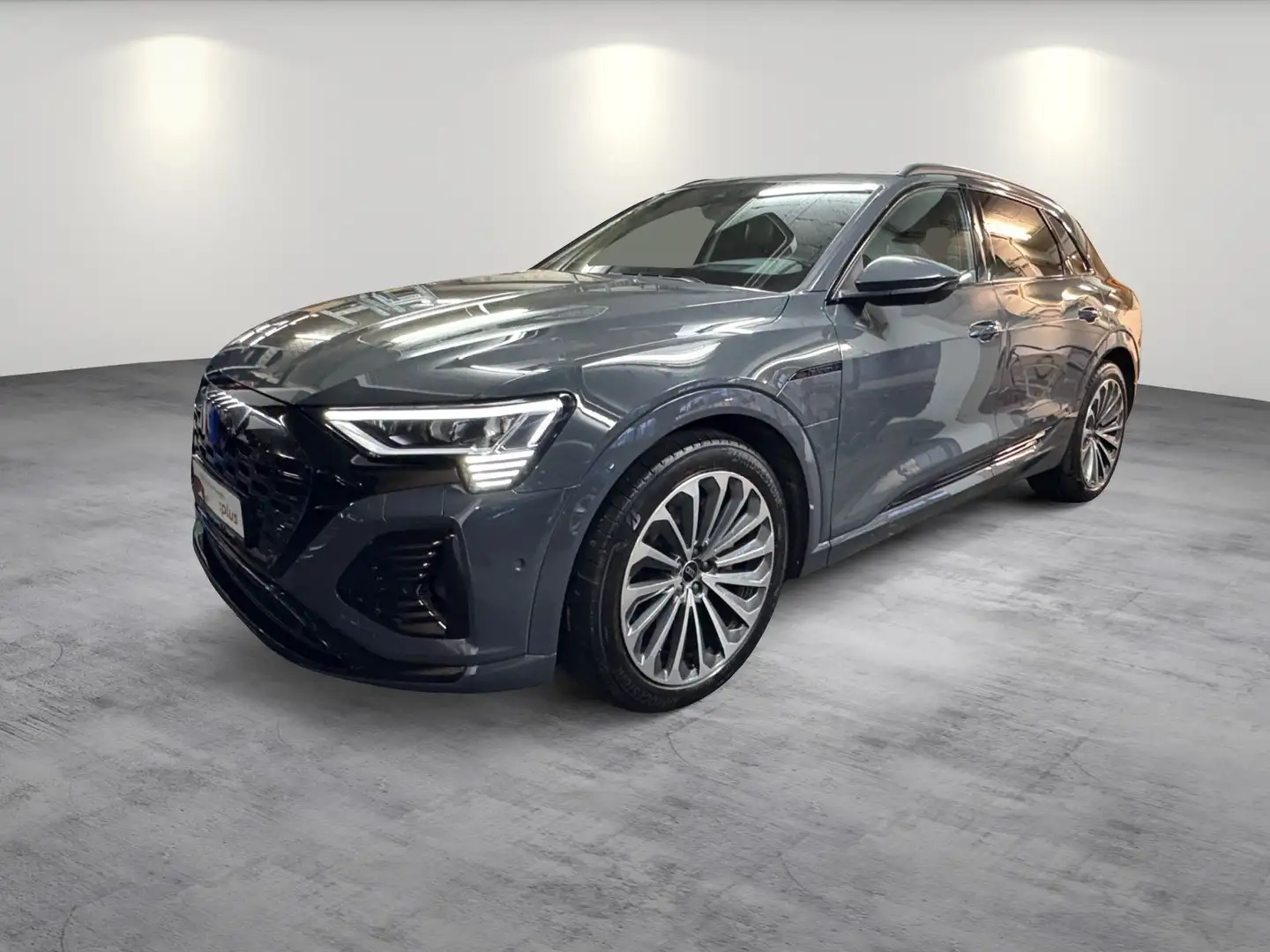 Audi Q8 e-tron S line 55 qu AHK HUD 360° MATRIX B&O Grau - 1