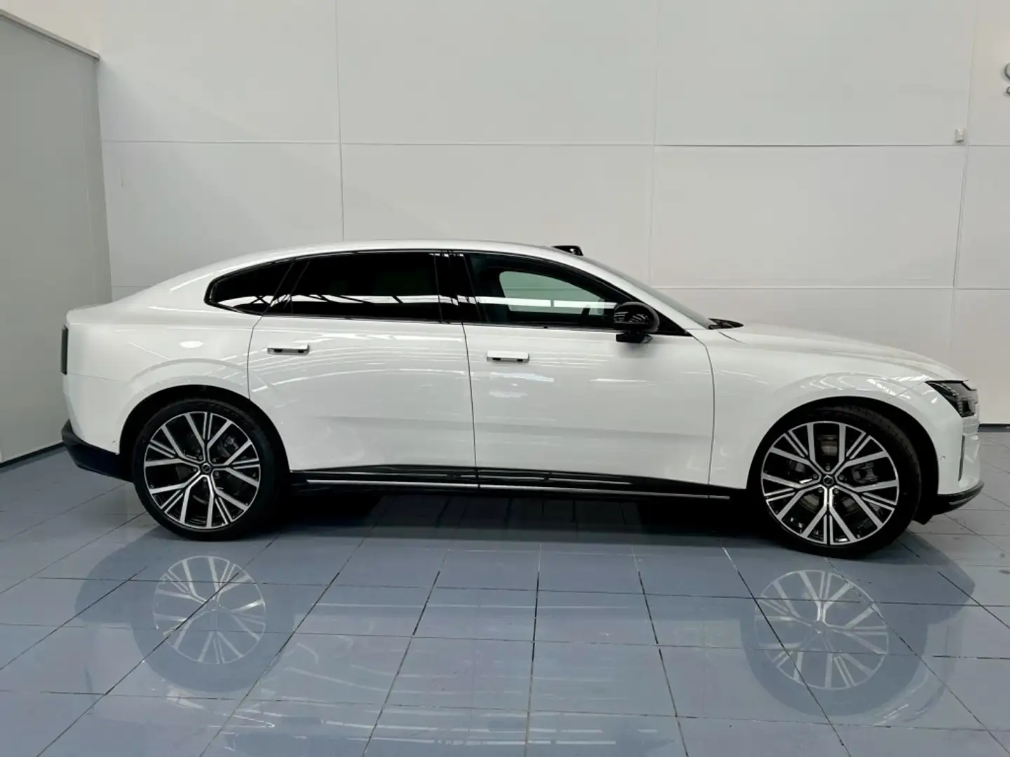 Volvo ES90 Single Extended Range Ultra RWD Blanco - 2