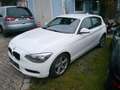 BMW 114 Blanc - thumbnail 2