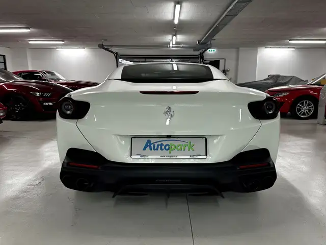 Ferrari Portofino F 164 BC Ansicht 4