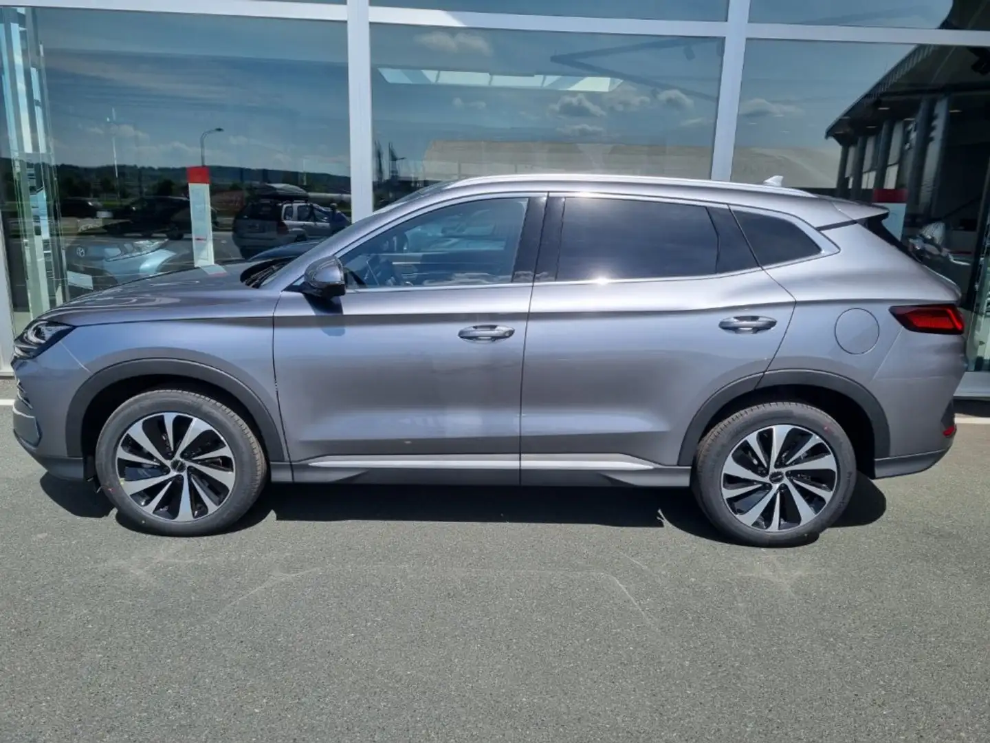 BYD Seal U DM-i Design AWD Grijs - 2
