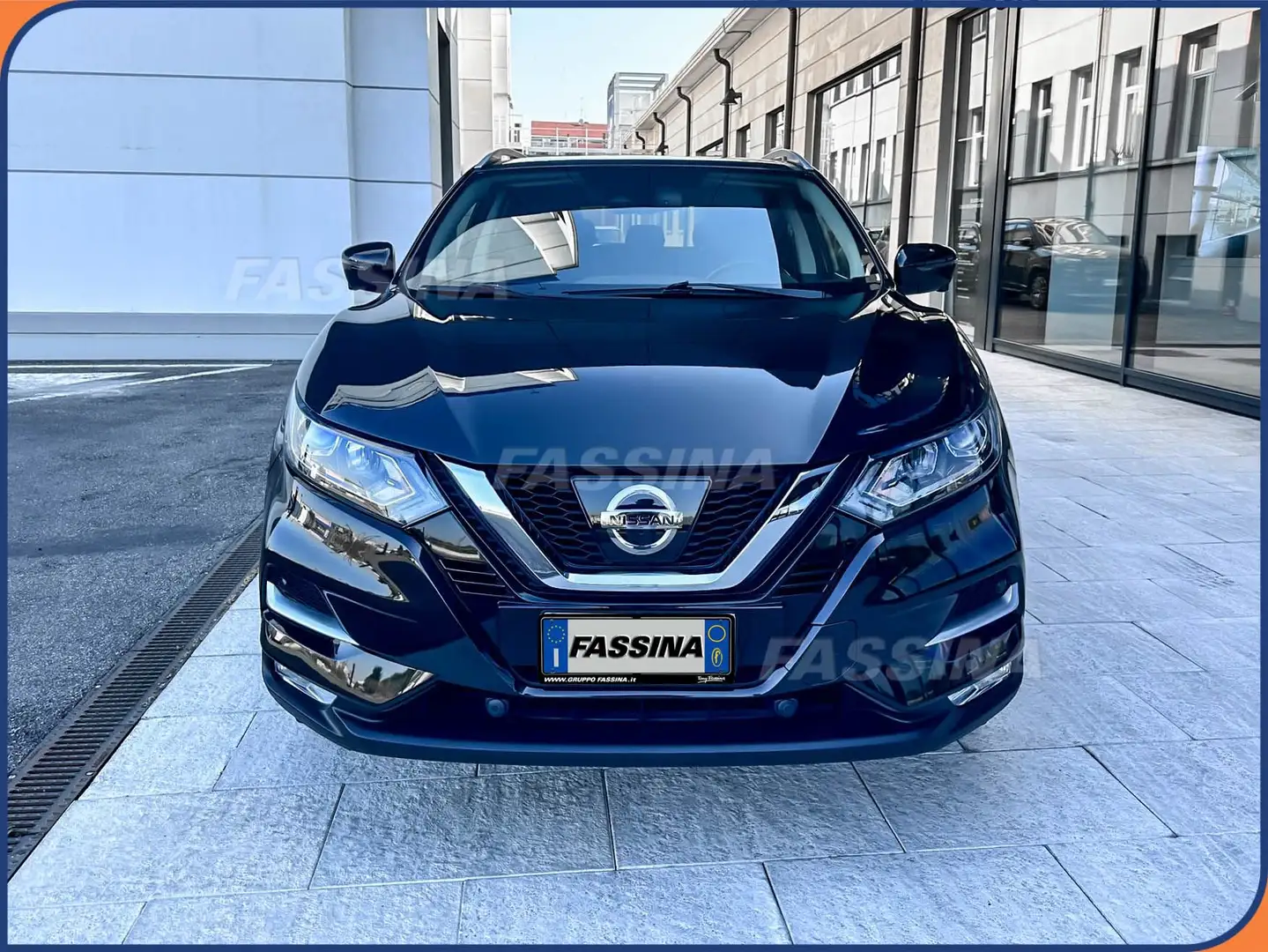 Nissan Qashqai 1.2 DIG-T N-Connecta Nero - 2