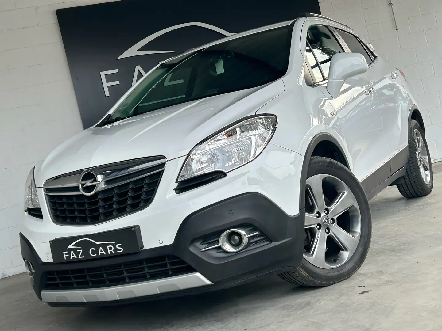 Opel Mokka 1.7 CDTI ecoFLEX Cosmo * CUIR + GPS + CLIM * Blanc - 1