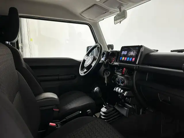 Suzuki Jimny view 11