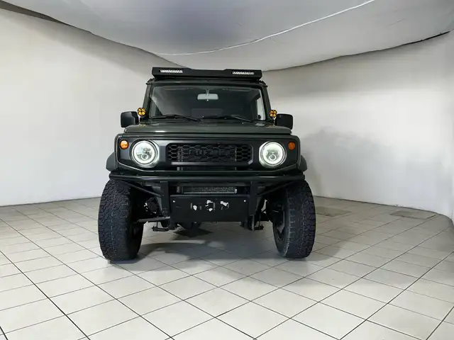 Suzuki Jimny view 4