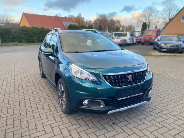 Peugeot 2008 Allure 1.Hand Xenon,Navi,Sitzh,Klima