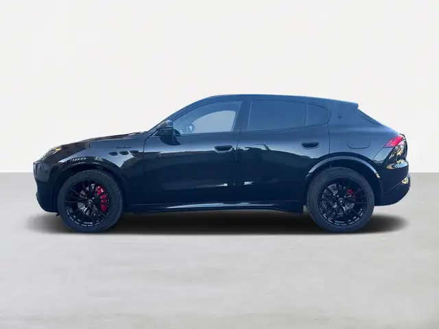 Maserati Grecale view 2