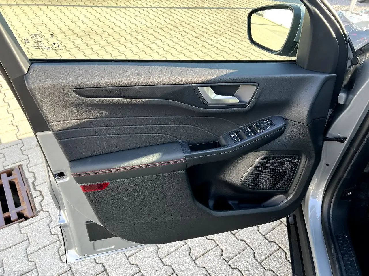 Ford Kuga 1.5 EcoBoost ST-Line LED Navi Kamera Sitzh. 10