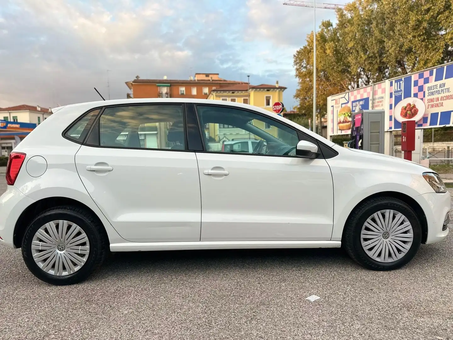 Volkswagen Polo Polo V 2015 5p 1.4 tdi bm Comfortline 75cv Bianco - 1