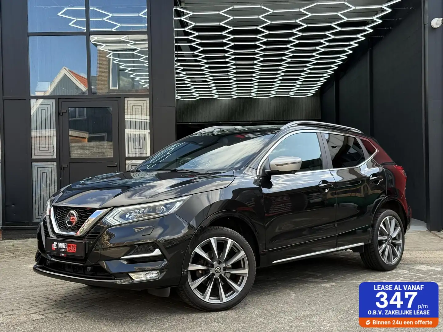 Nissan Qashqai 1.3 DIG-T,Leder, Navi, 360 Camera, Pano, Noir - 1