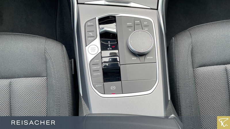 BMW 320 i A Lim Autom — photo 11