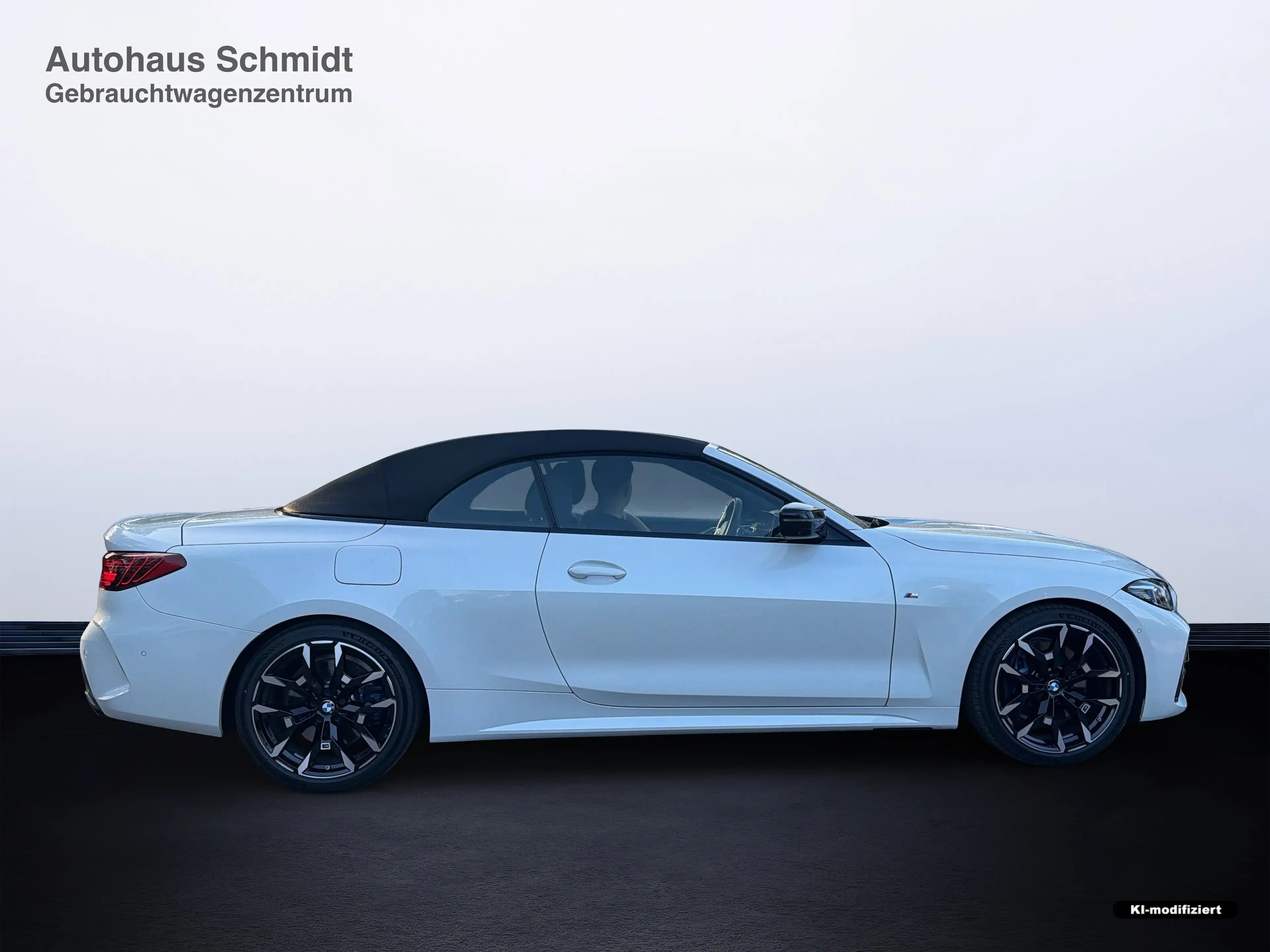 BMW 440 M440i xDrive Cabrio — photo 2