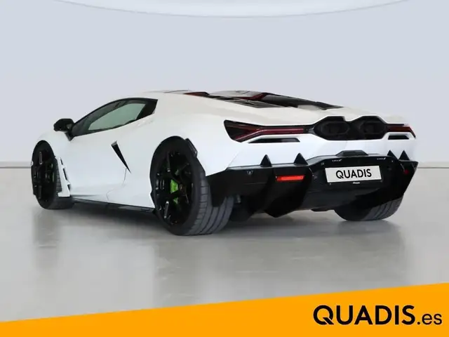 Lamborghini Revuelto view 2